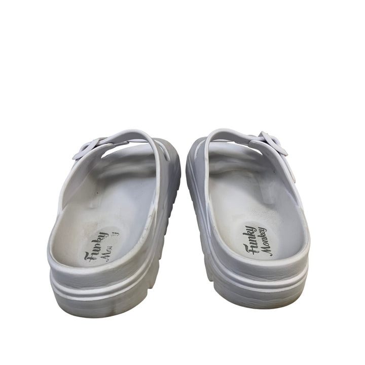 FunkyMonkey Womens 8 White Sandal Adjustable Strap Open Round Toe Slid On Shoes