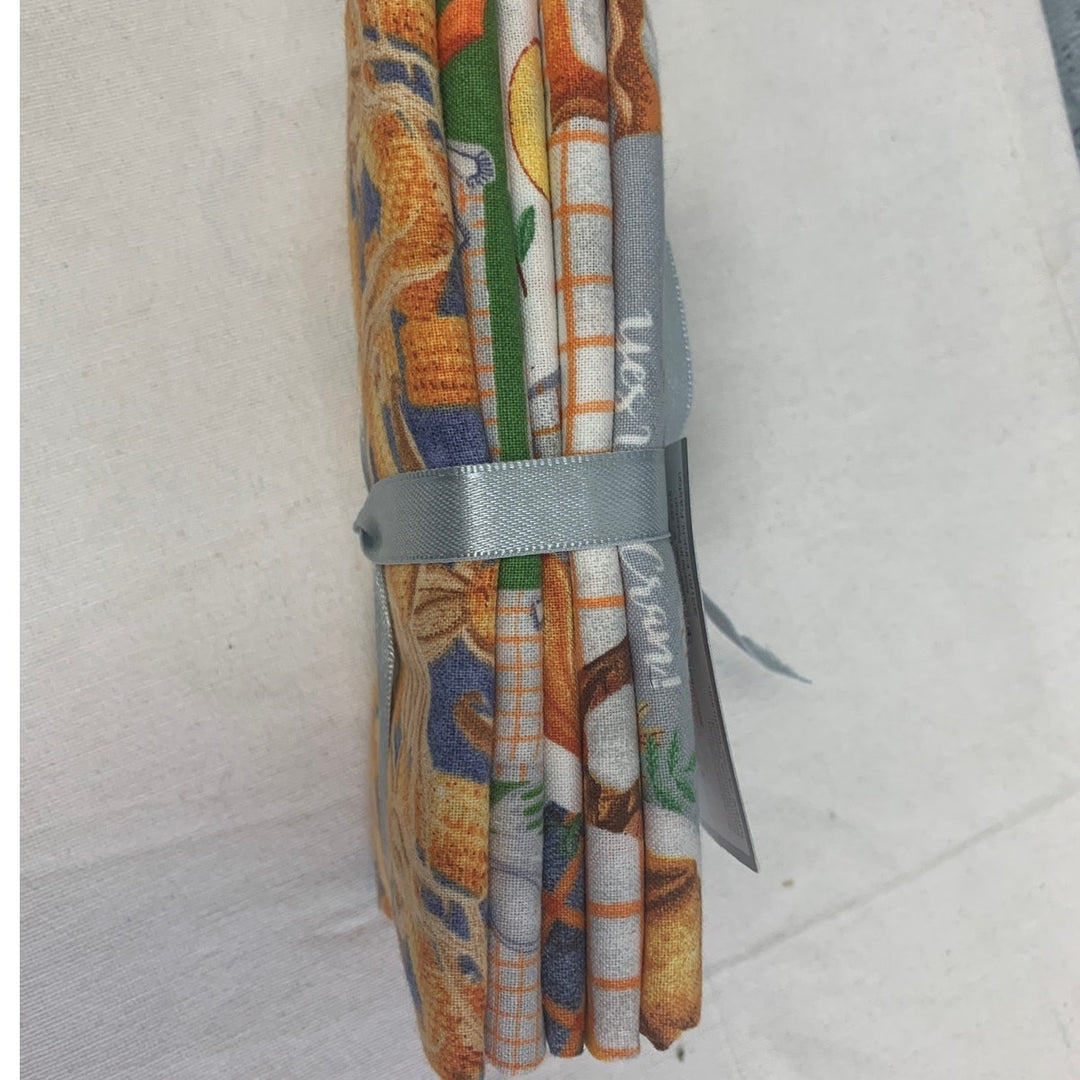 5 New Create It 18" by 21" Fall Harvest Feast Pumpkin Cotton Fat Quarters Fabric