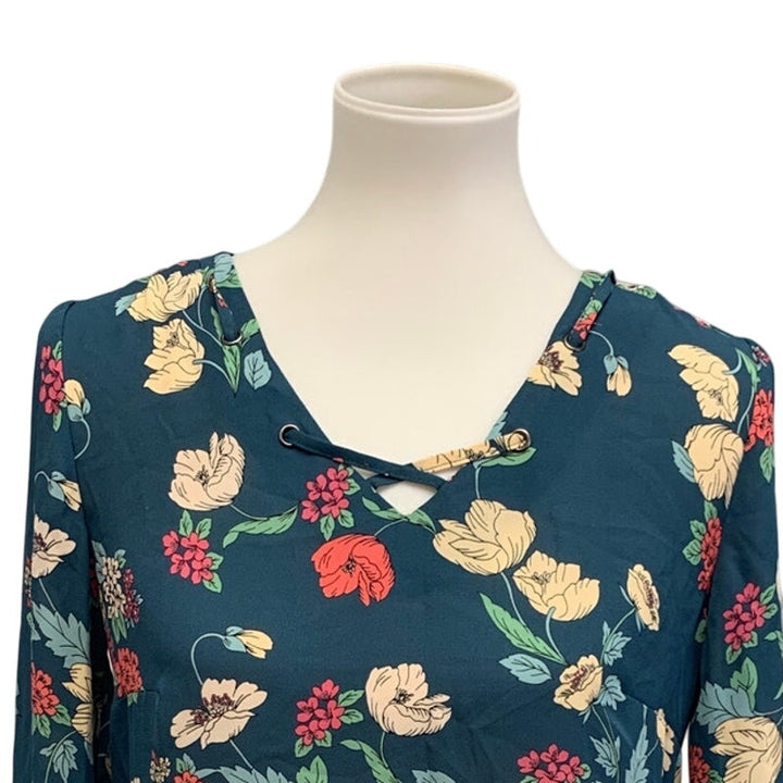 Maurices XS Lightweight Floral Cross Front Polyester Long Sleeve Blouse Top