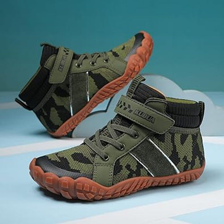 Kubua Boys Size 6 Green Black Camoflague Camo High Top Barefoot Hook Loop Shoes