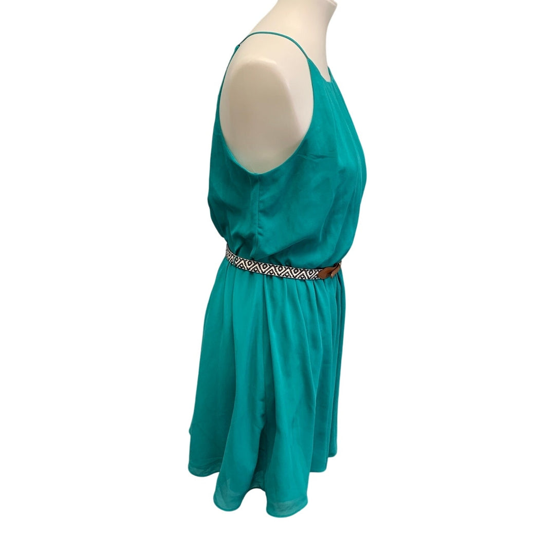 New Iz Byer Womens Medium Halter Neckline Belted Pleated Front Knee Length Dress