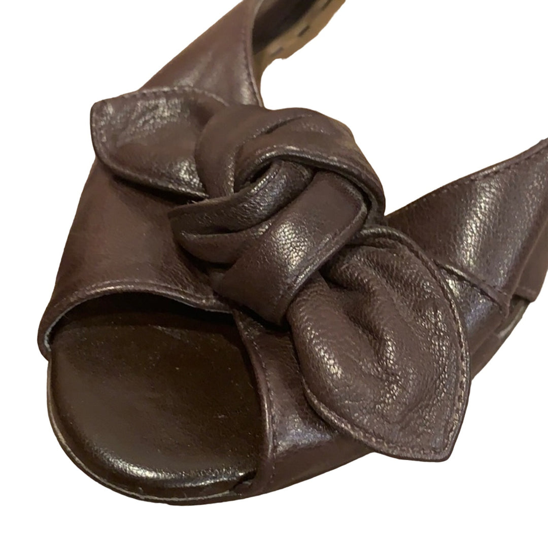 Gianni Bini US 9.5 Chocolate Brown Tied Bow Peep Toe Leather 3.5" Heels Pumps