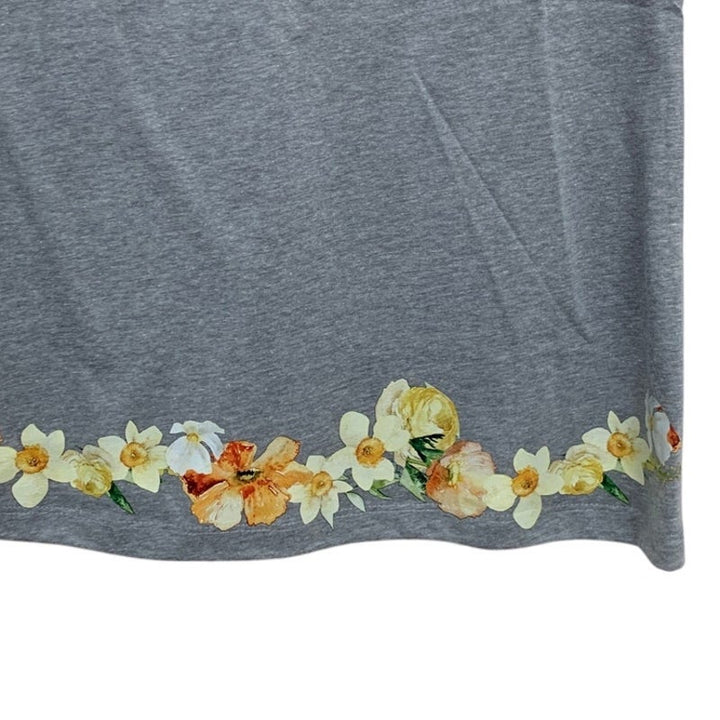 New Hand Printed Medium Heathered Gray Floral Wrap Around Short Sleeve Tee Shirt