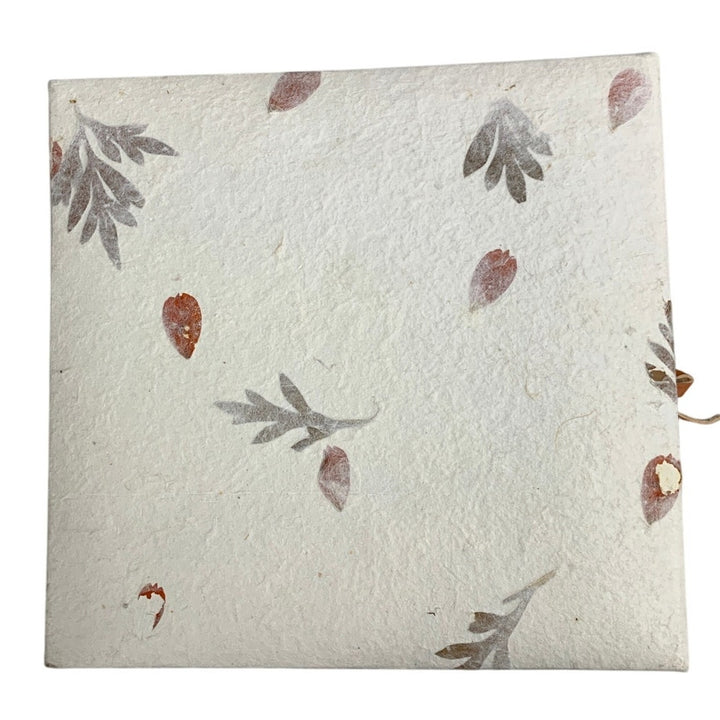 Nature Inspired Leather Bound Floral Leaf Expandable 50 Page Photo Book Album