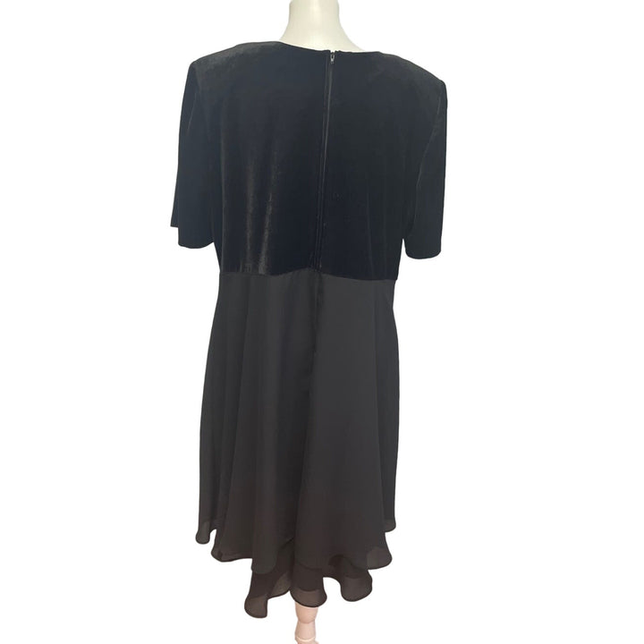More Jazz Womens Plus Size 18 Short Sleeve Velour Top Basic Formal Black Dress