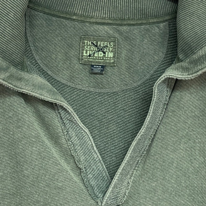 New American Eagle Womens Medium Green Long Sleeve Deep V Neck Sweatshirt