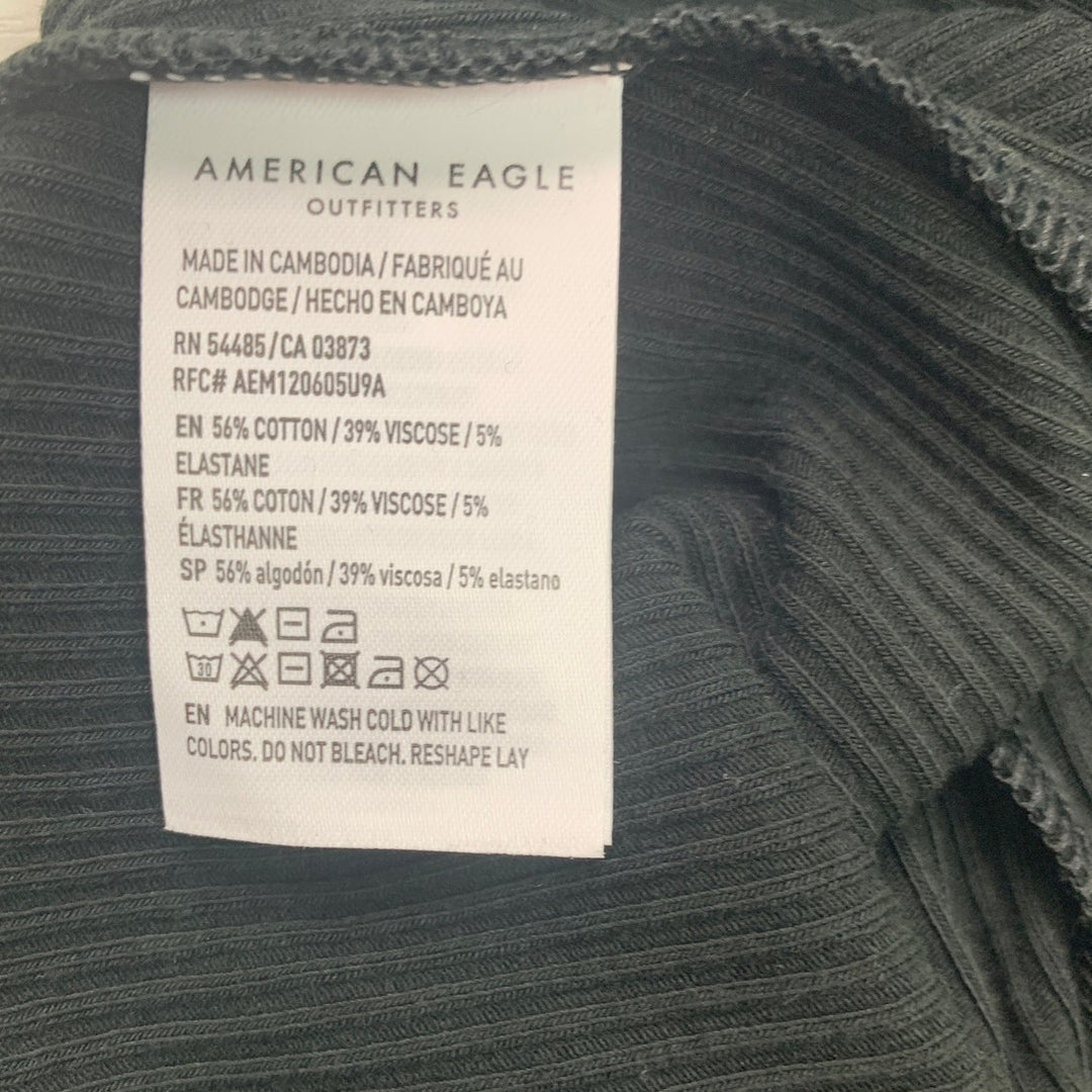 New American Eagle Womens Medium Black Ribbed Halter Snap Closure Bodysuit