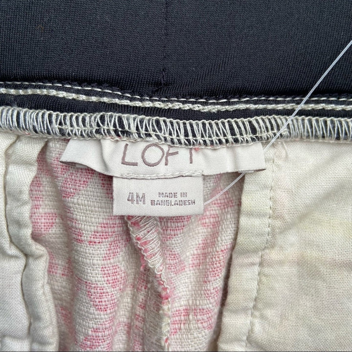 New Loft Womens Size 4M Elastic Waist Geometric Star Pattern Faux Pocket Shorts