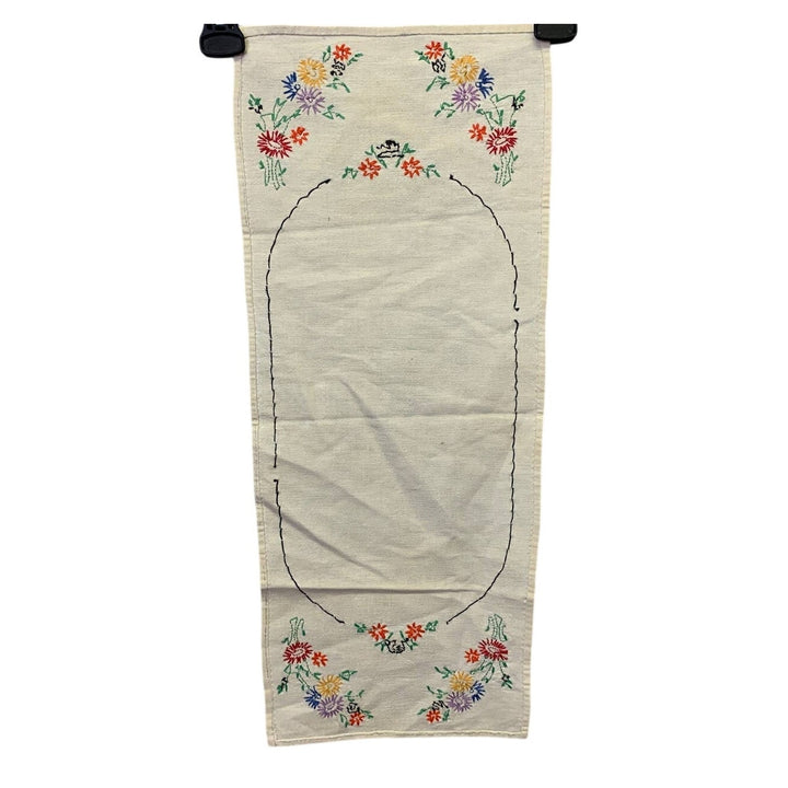 Handmade Needlepoint Daisy Flowers Cotton Blend Rectangle Table Runner Decor