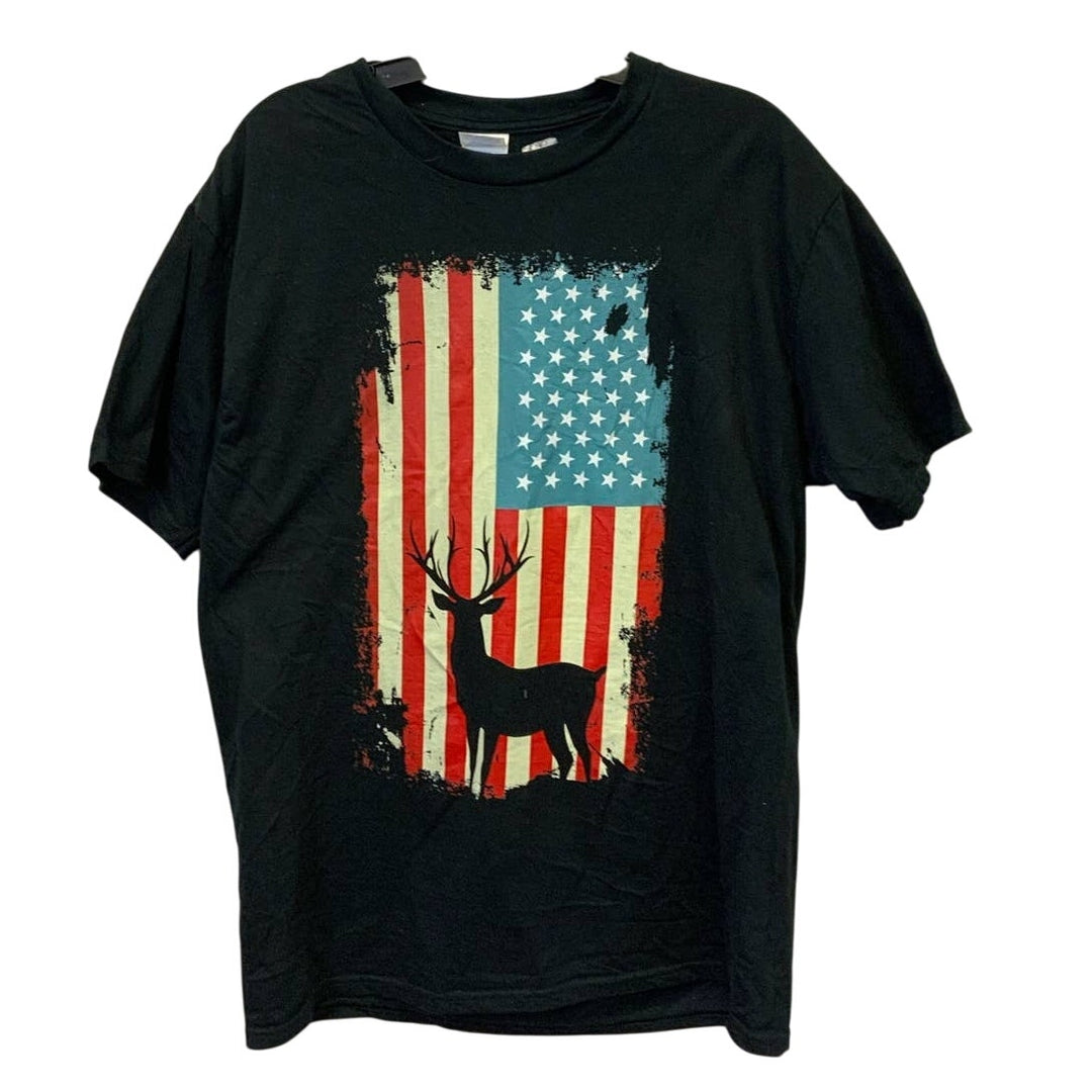 Port &amp; Company Medium Short Sleeve Cotton Blend American Flag Hunting Deer Tee