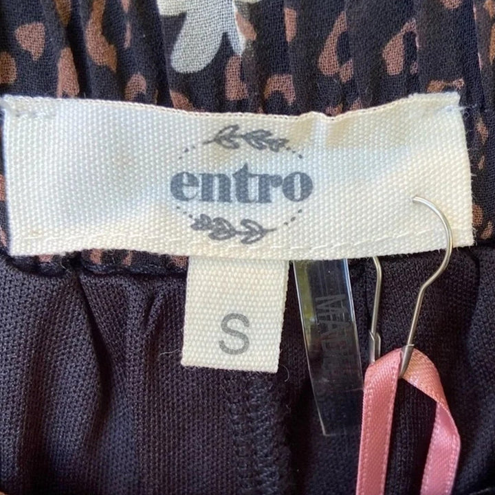 NWT New Entro Womens Small Polyester Lined Front Tie Brown Floral Casual Shorts