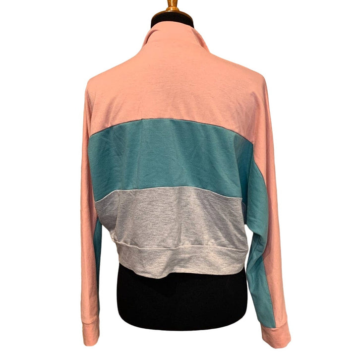 Ivoire Medium Batwing Striped Cropped Pullover Long Sleeve Polyblend Sweater