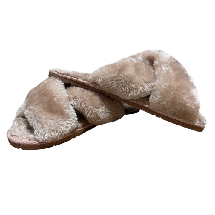 Crazy Lady Womens Size 7/8 Pale Pink Fuzzy Plush Memory Foam Cross Band Slippers