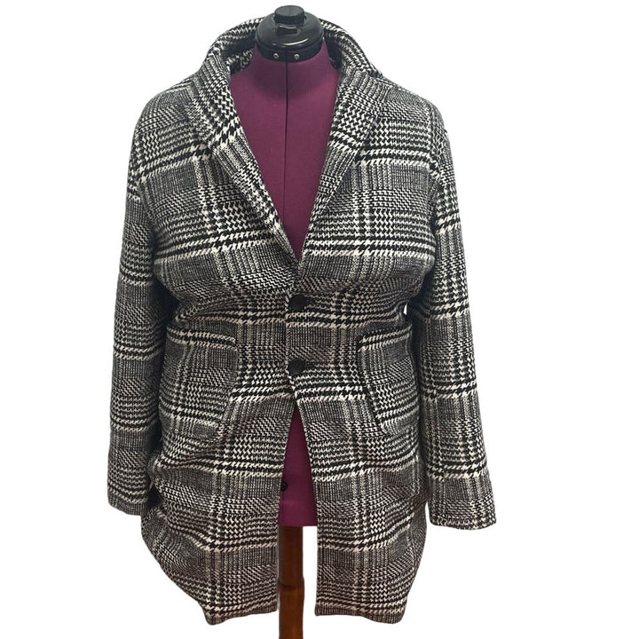 Womens Large Wool Blend Long Sleeve Front Button Black White Plaid Collared Coat