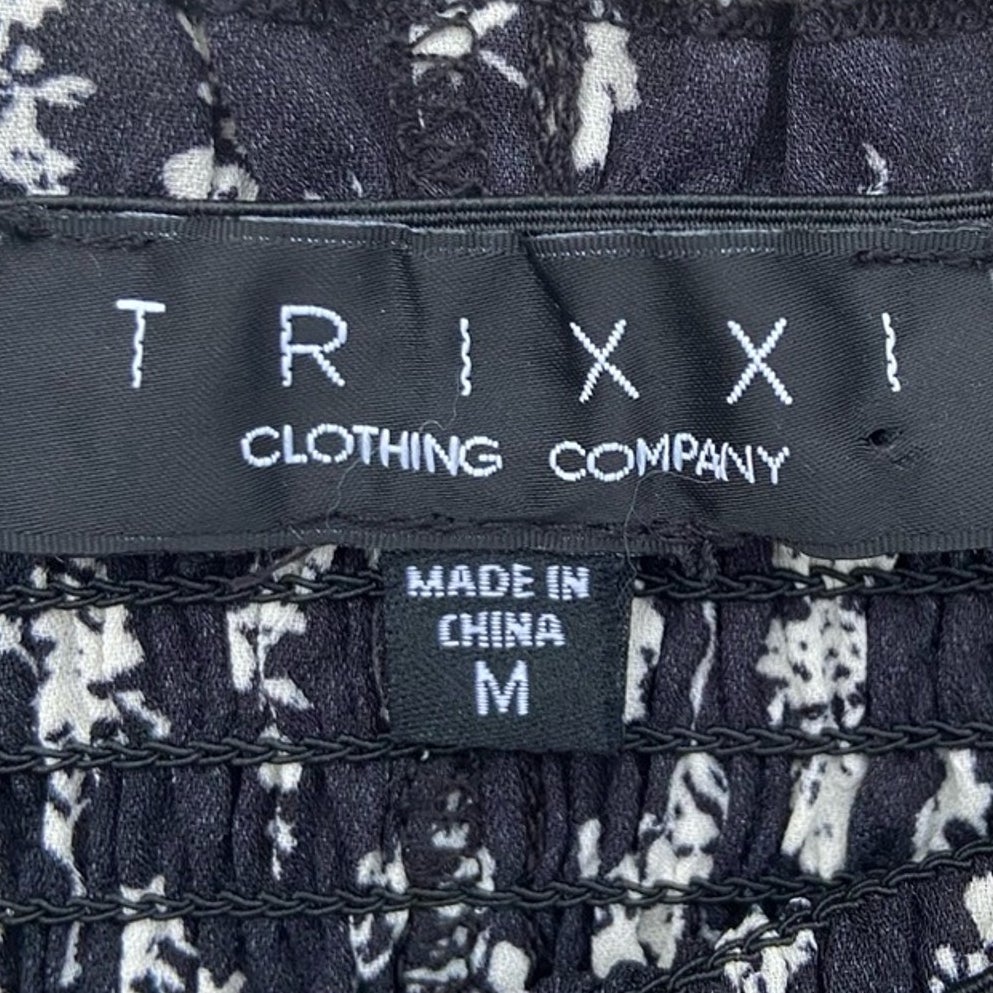 NWT New Trixxi Juniors Medium 100% Polyester Short Sleeve Smocked Bodycon Dress