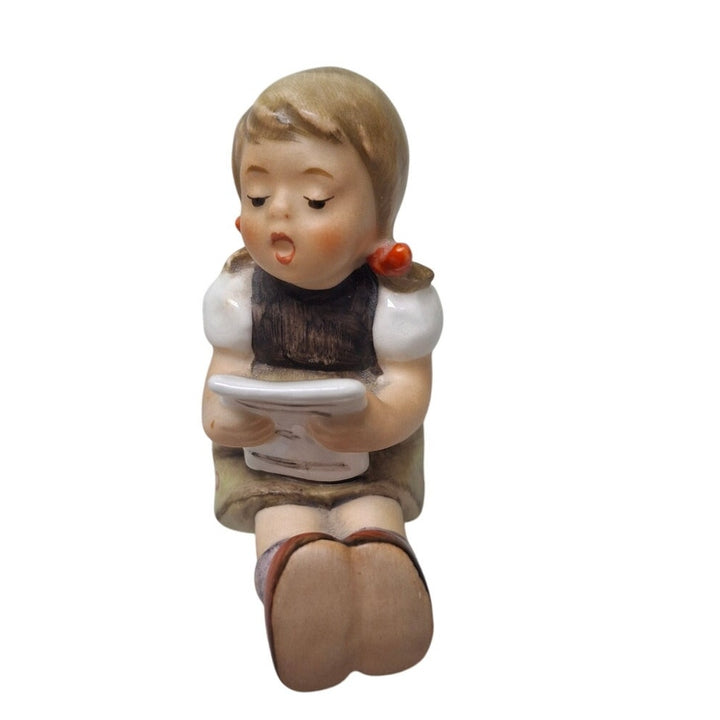 Vintage 1988 Hummel Goebel 389 Girl Sitting Singing Collectible Ceramic Figurine