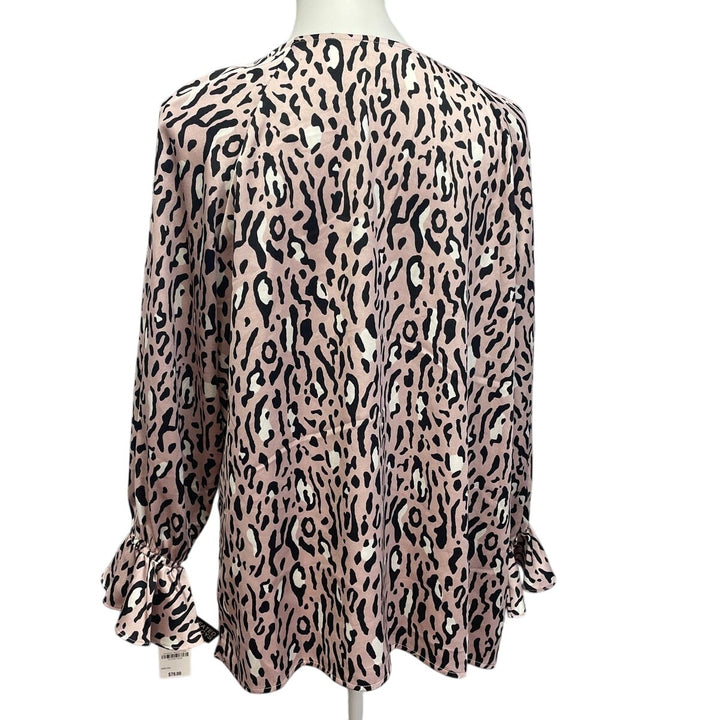 New Bar III Womens 1X Long Sleeve Polyester Leopard Spot V-Neck Flowy Blouse