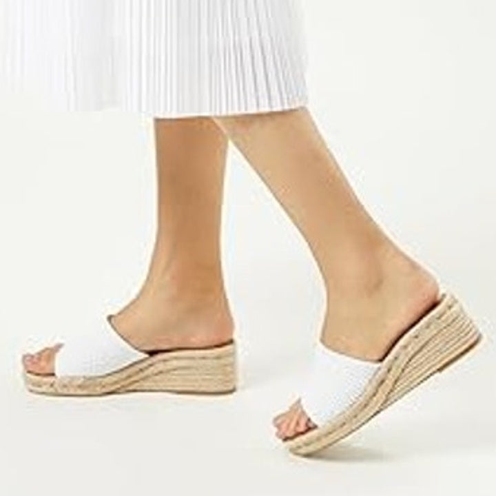 Arromic Womens Size 8.5 White Mesh Tan Wedge Platform Espadrille 2" Heel Sandals