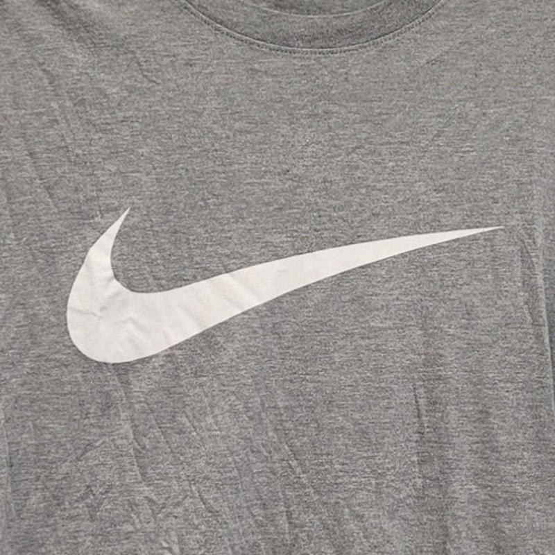 The Nike Tee Mens Medium Gray PolyCotton Short Sleeve Crew Neck Tee Shirt