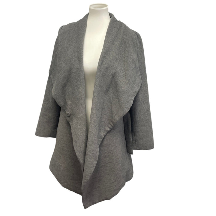 H&amp;M Divided Womens Size 8 Wool Blend Fully Lined Belted Flowy Lapel Winter Coat