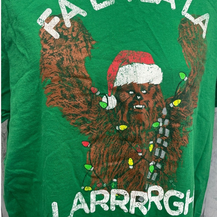 Fifth Sun Star Wars Mens Large Chewy Chewbacca Christmas Short Sleeve Tee