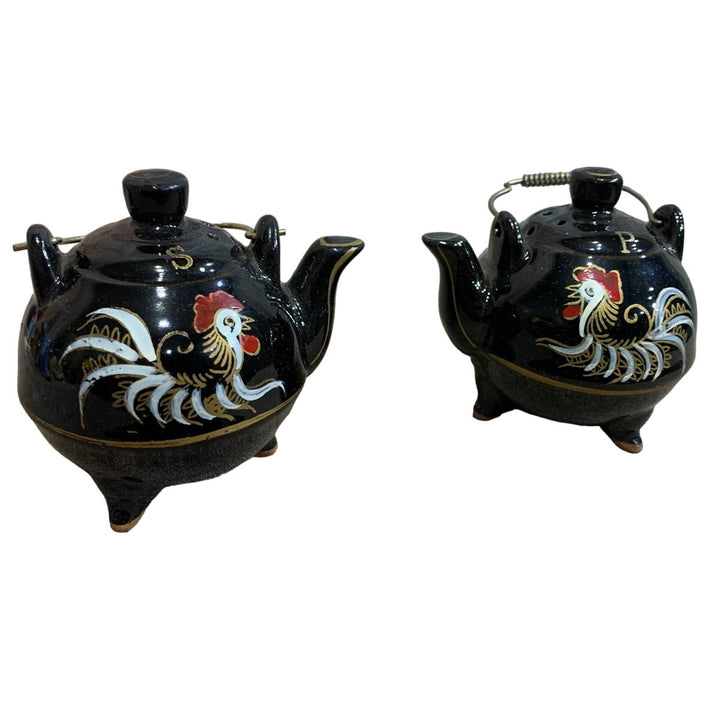 Vintage Japan Ceramic Large Rooster Tea Kettle Teapot Salt Pepper Shaker Set