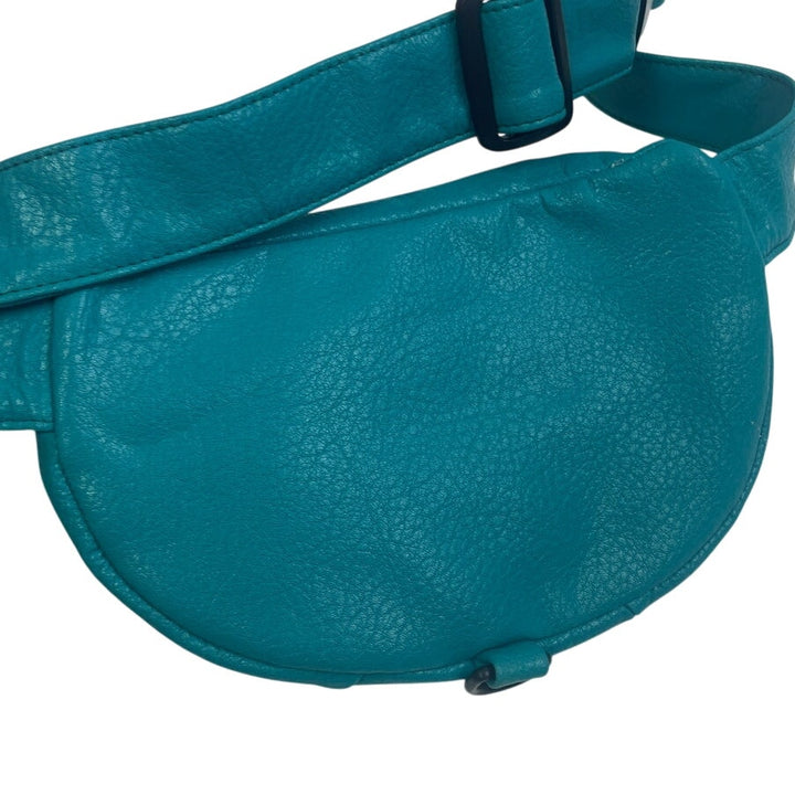 Athalon Womens Teal Aqua Faux Leather Half Moon Adjustable Strap Fanny Pack