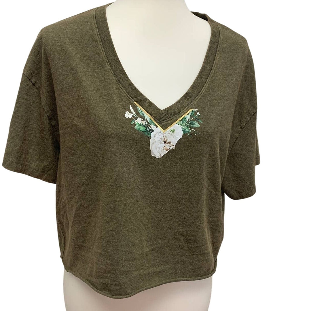 New Hand Printed Upcycled Medium Rose Flower Cropped V-Neck Tee Shirt Blouse