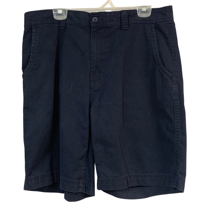 Lot of 2 St Johns Bay Mens Size 36 Olive Navy 100% Cotton Flat Front Shorts