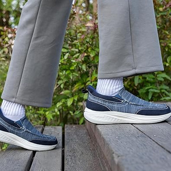 Mens 11.5 Gray White Slip On Casual Walking Arch Support Comfort Loafters Shoes
