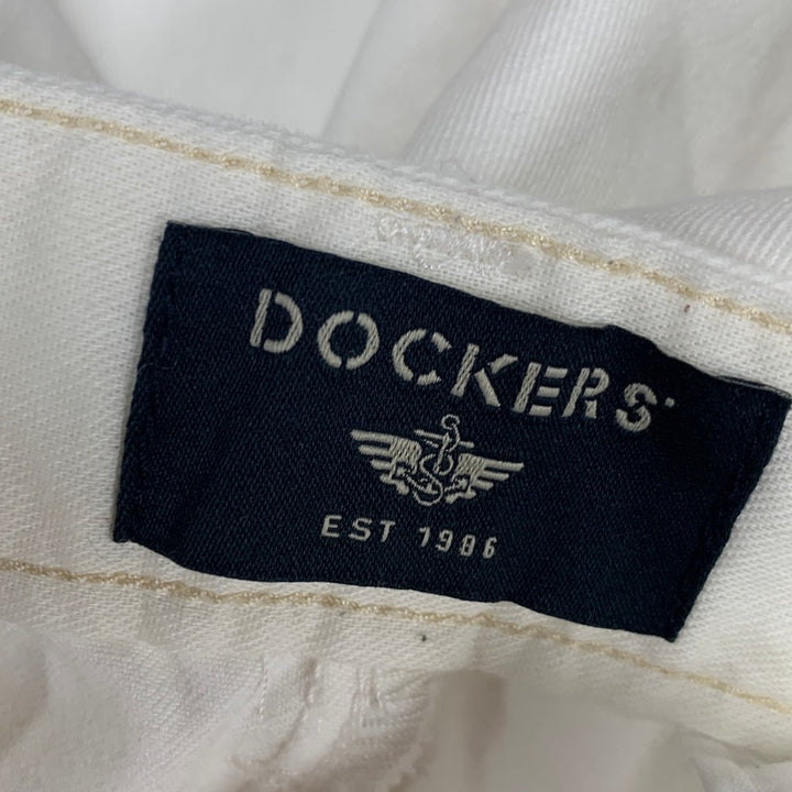 Dockers Mens Size 36 White 100% Cotton Multi Pocket Long Denim Shorts w Pockets