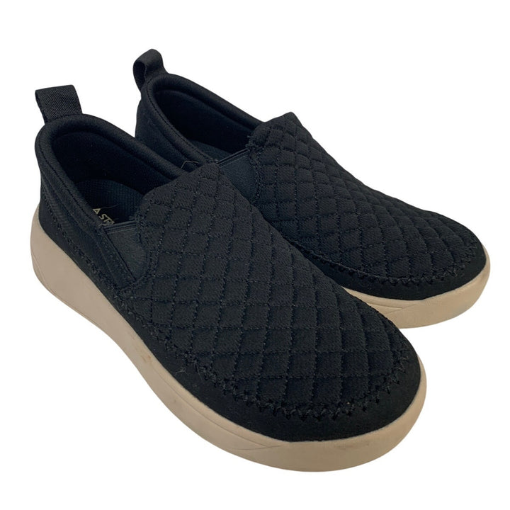 Staheekum Womens Size 8 Black Sneakers Quilted Slip On Comfort Shoes EUC
