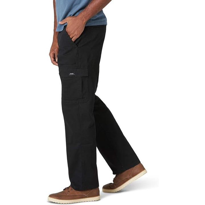 NWT New Wrangler Authentics Mens 46X30 Black Relaxed Fit Stretch Cargo Pants