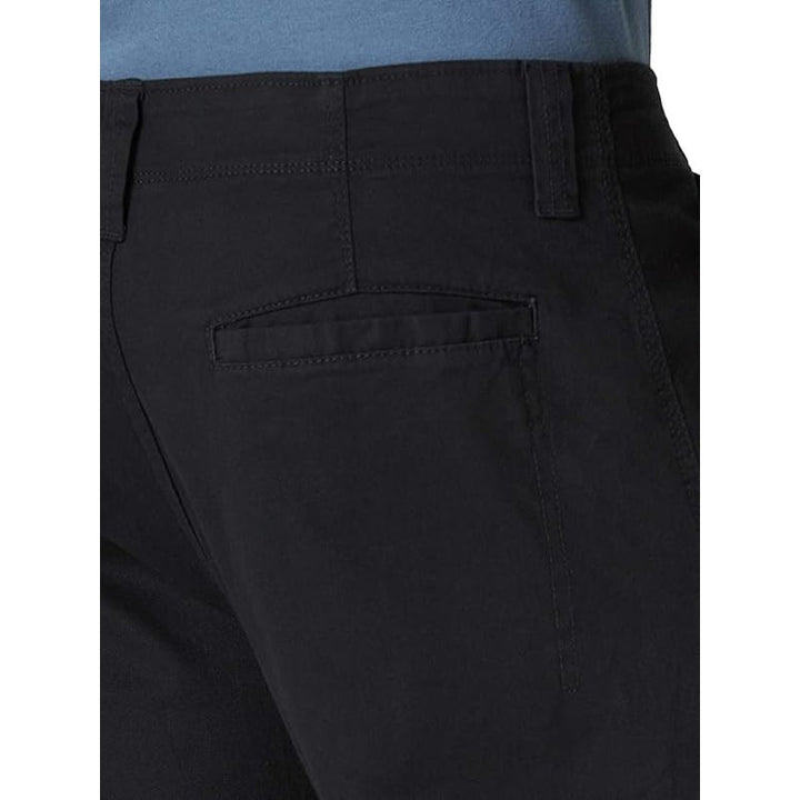 NWT New Wrangler Authentics Mens 46X30 Black Relaxed Fit Stretch Cargo Pants