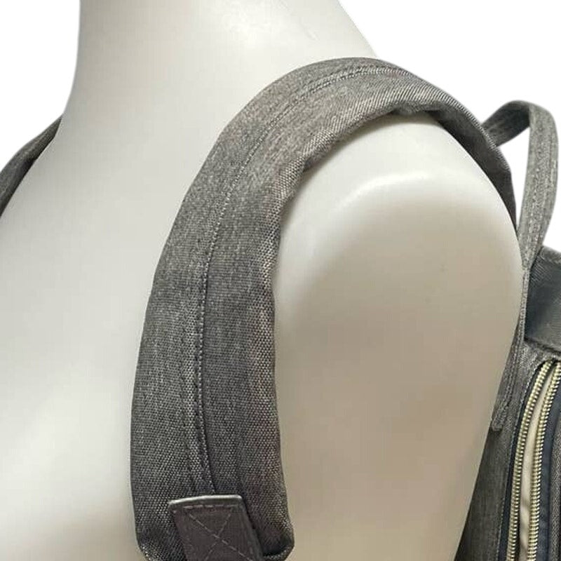 LAND Designed for Baby Gray Backpack Diaper Bag Exterior Interior Zipper Pocket