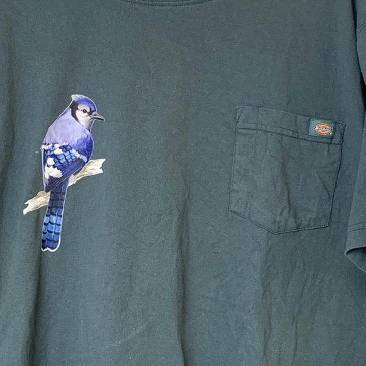 Upcycled Hand Printed Mens 2XLT Blue Jay Bird Short Sleeve Tee Shirt w Pocket