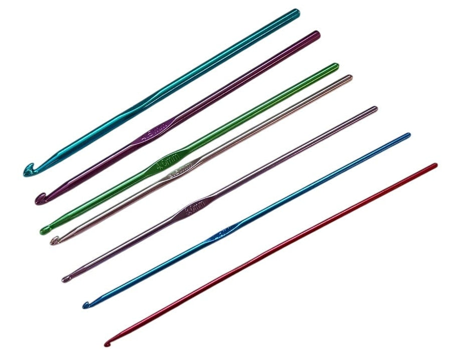 New Crochet Craft Kit with 7 Hooks &amp; 5 Skeins Variegated Yarn