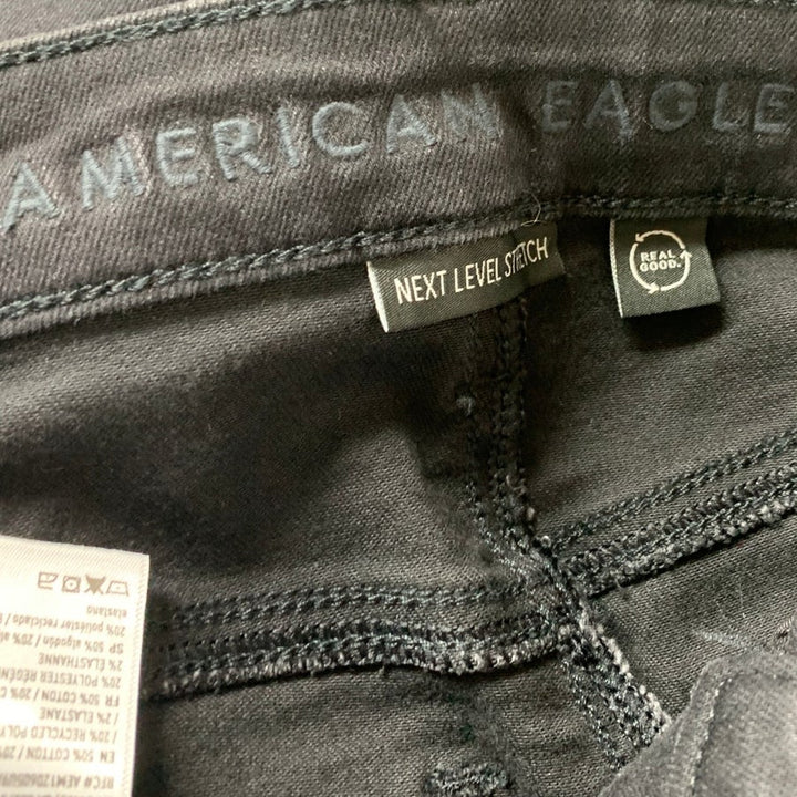 New American Eagle Womens Size 4 Black High Rise Distressed Knees Denim Jeggings