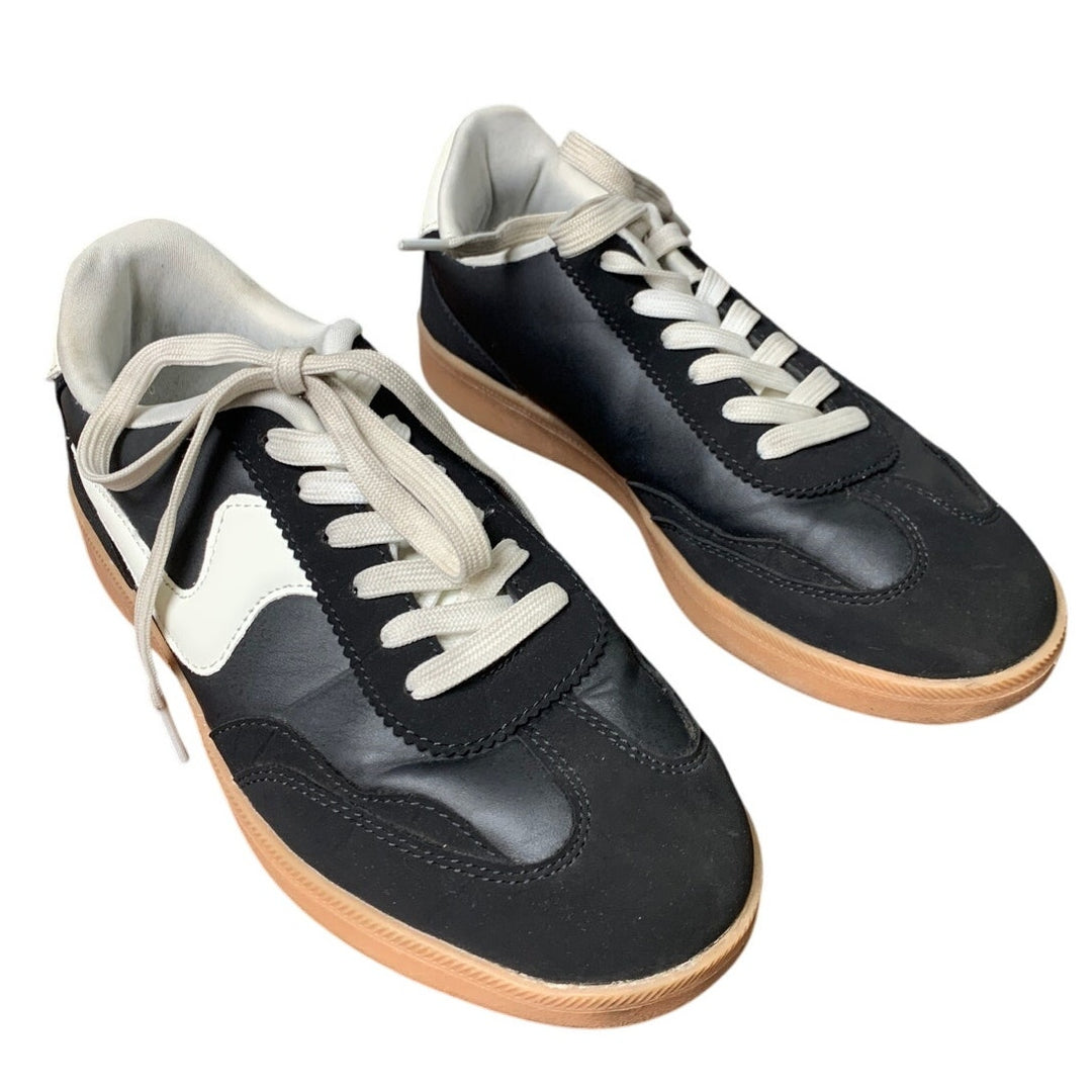 LaSheelah Womens Size 6.5 Black Faux Leather Lace Up Low Top Sneakers Shoes