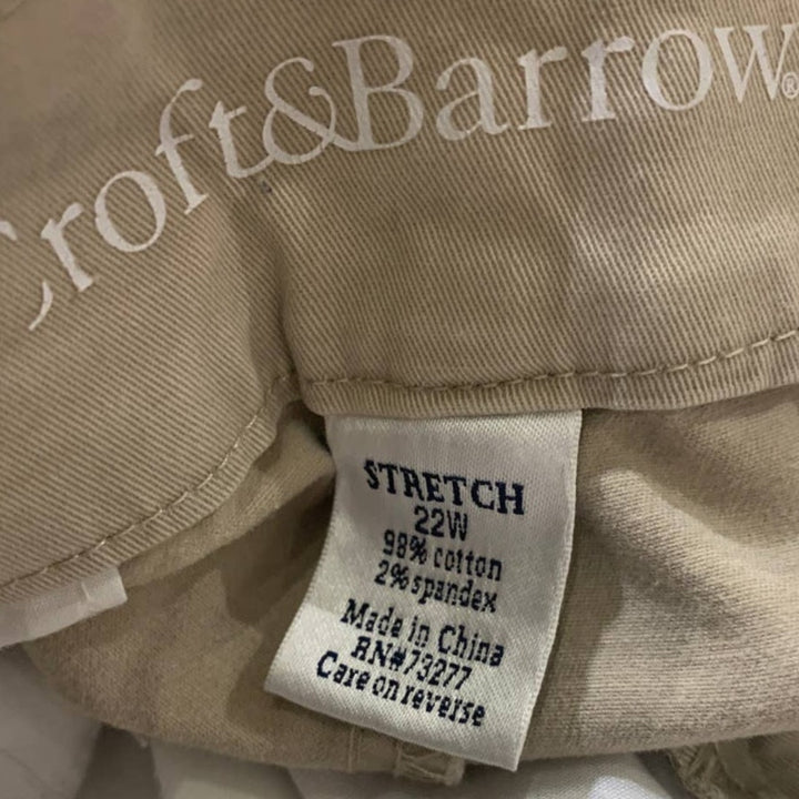 Croft &amp; Barrow 22W Classic Fit Stretch Casual Khaki Capris Pants w Pockets