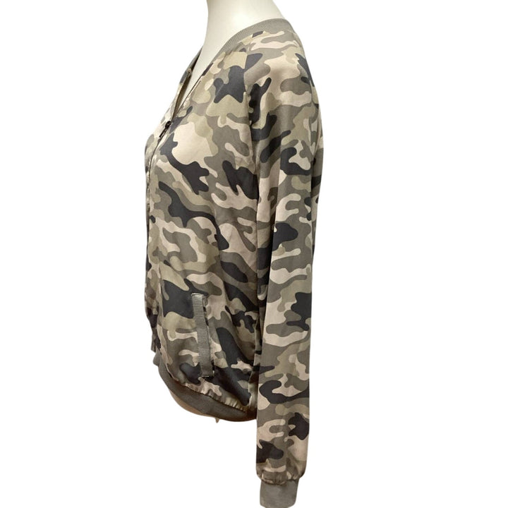 About A Girl Juniors XL Long Sleeve Full Zip Camouflage Jacket w Pockets