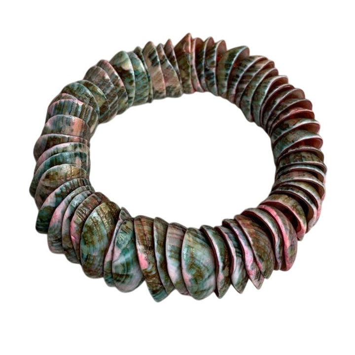 New Iridescent Pink Green Brown Cockle Shell Stretch Bracelet Red Gift Box