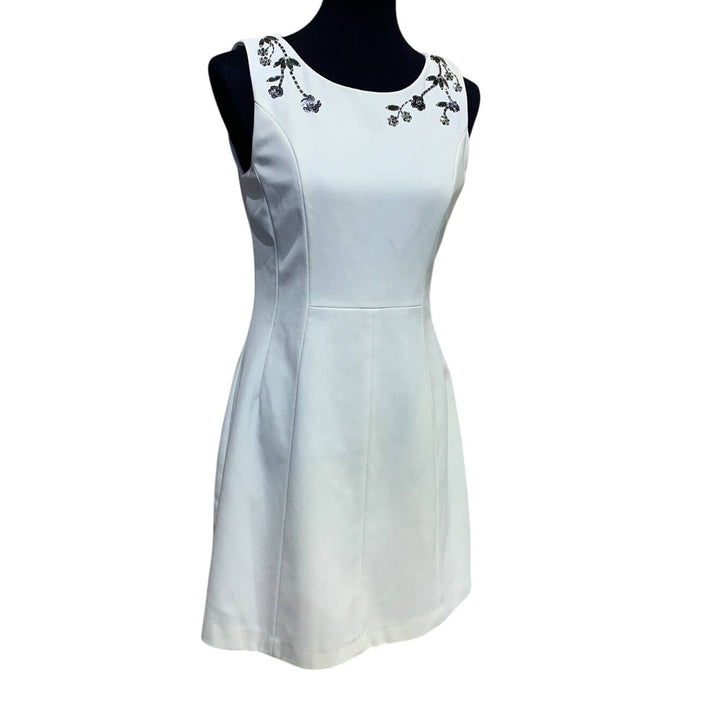 H&amp;M Size 8 White Sleeveless Fit &amp; Flare Silver Flower Sequins Sleeveless Dress