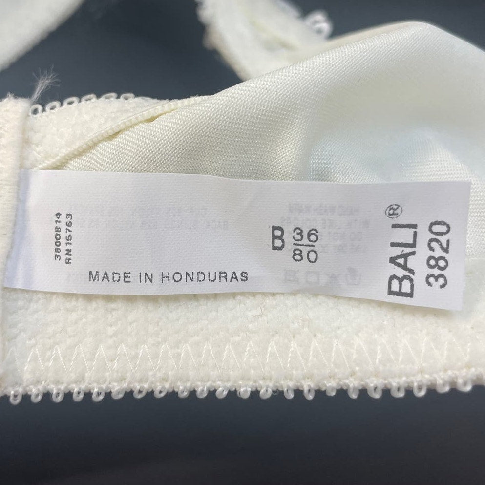 New Bali 36B Double Support Wirefree 3-Hook Style 3820 Cream Adjustable Bra