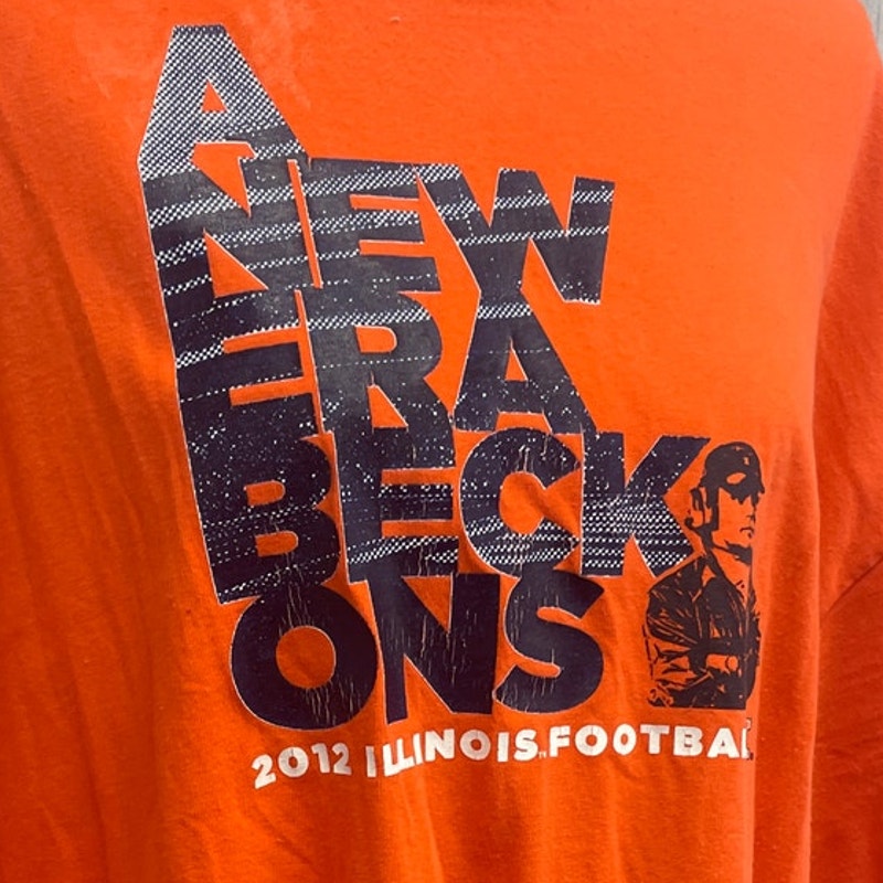 Gildan Mens 2XL Cotton 2012 Illinois Football Short Sleeve Crew Neck Tee Shirt
