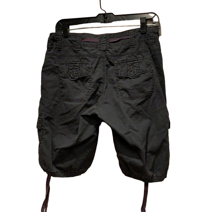 3 Supplies Lee Womens Medium Size 8 Button Fly Cutoff Denim &amp; Black Shorts