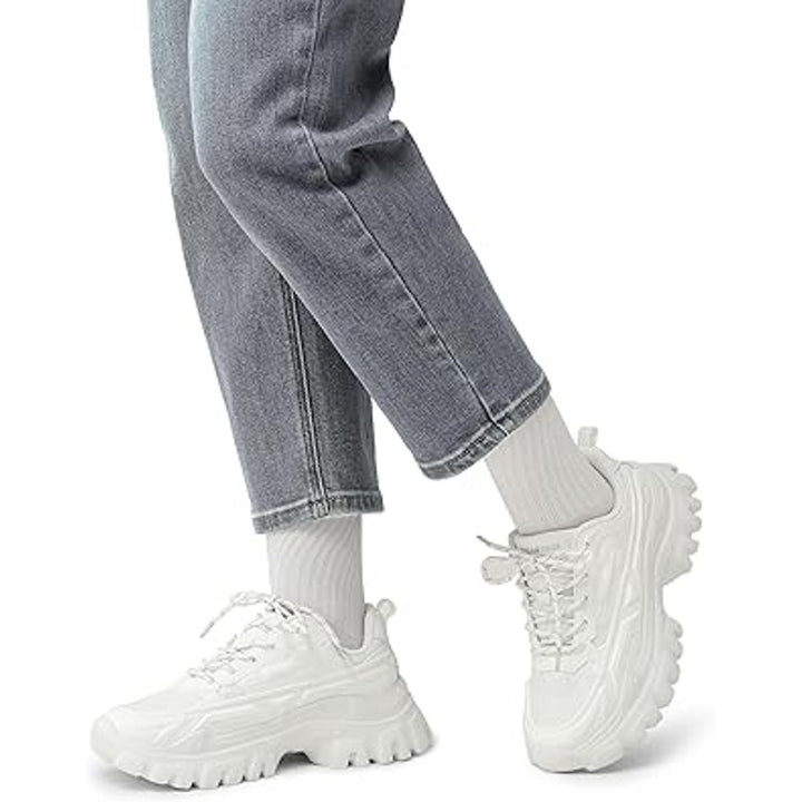 Dream Pairs Womens Size 7.5 White Lace Up Chunky Platform Athletic Sneaker Shoes
