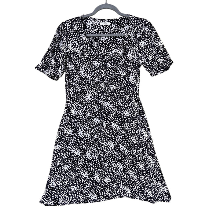 Maurices Womens Small Short Sleeve Black Dot Button Front A Line Dress w Pockets