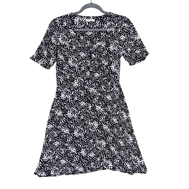 Maurices Womens Small Short Sleeve Black Dot Button Front A Line Dress w Pockets