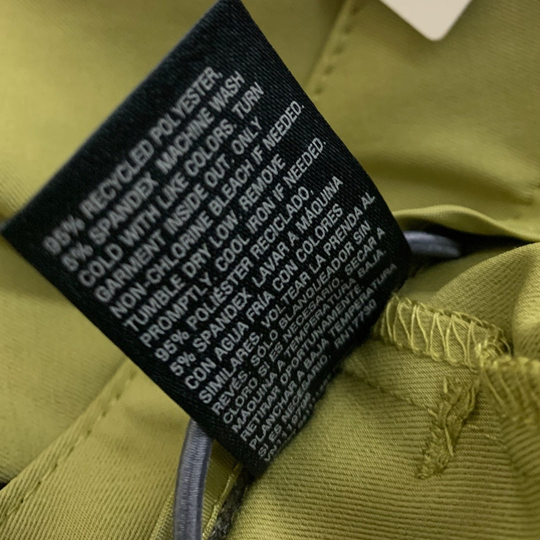 New All In Motion Mens Size 40 Chartreuse Green UPF 50+ Cargo Golf Shorts